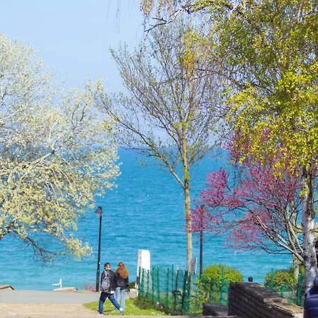 Aura * Burgas