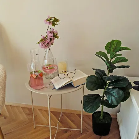 Aura Apartment Burgas